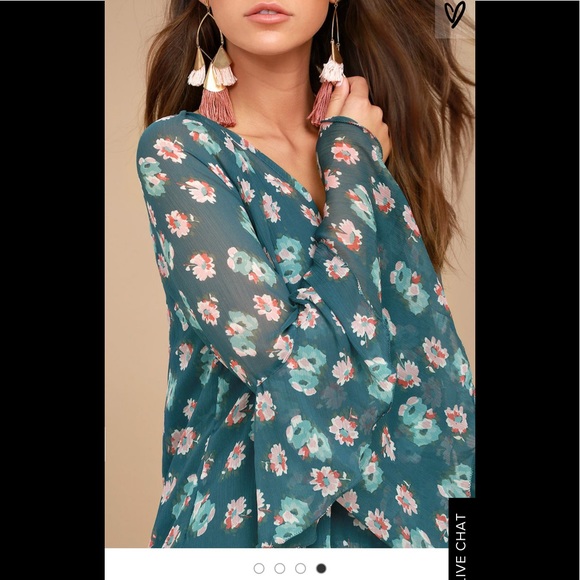 Billabong XS bell sleeve floral dress w frills - Picture 4 of 6